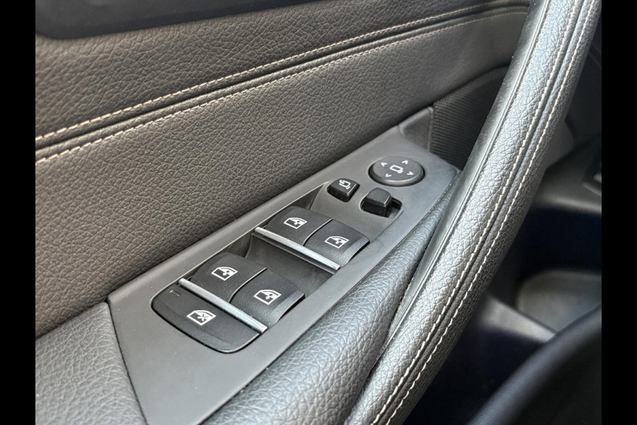 BMW 5 Serie Touring 520i High Executive Edition | M Pakket | Stoelverwarming | Memory | Dealer OH |
