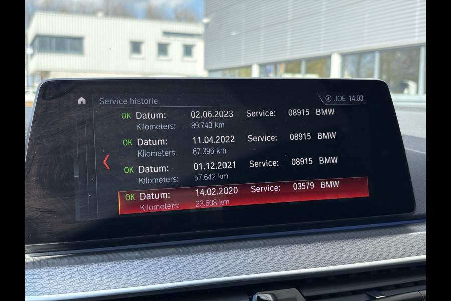 BMW 5 Serie Touring 520i High Executive Edition | M Pakket | Stoelverwarming | Memory | Dealer OH |