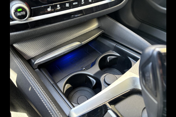 BMW 5 Serie Touring 520i High Executive Edition | M Pakket | Stoelverwarming | Memory | Dealer OH |