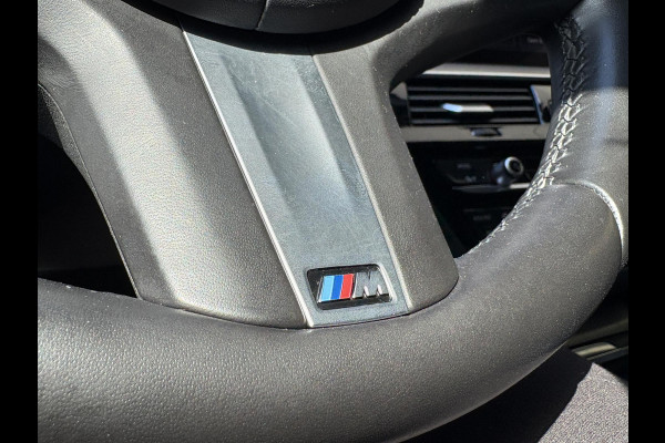 BMW 5 Serie Touring 520i High Executive Edition | M Pakket | Stoelverwarming | Memory | Dealer OH |