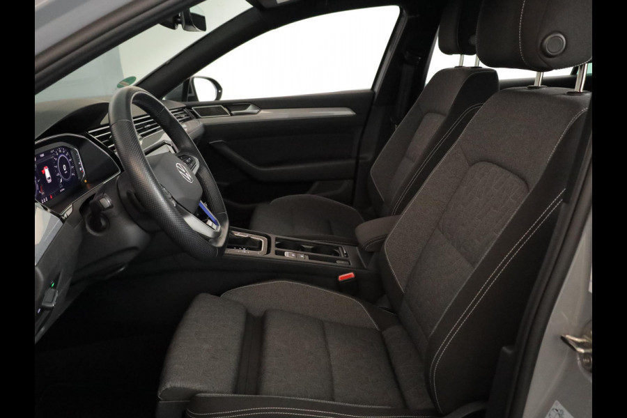 Volkswagen Passat Variant 1.4 TSI PHEV GTE Business 218PK | Camera| 17'LM-velgen |dodehoekspiegel| Alarm