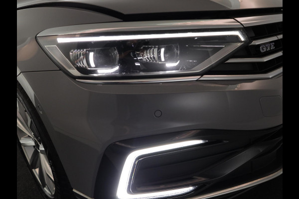 Volkswagen Passat Variant 1.4 TSI PHEV GTE Business 218PK | Camera| 17'LM-velgen |dodehoekspiegel| Alarm