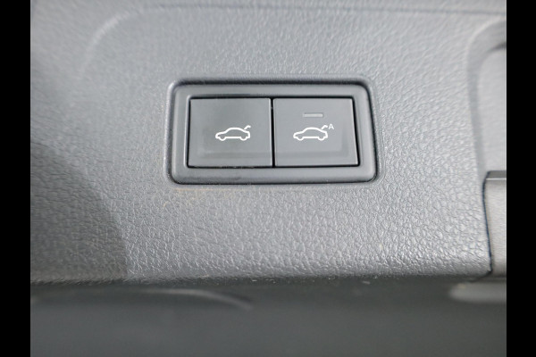 Volkswagen Passat Variant 1.4 TSI PHEV GTE Business 218PK | Camera| 17'LM-velgen |dodehoekspiegel| Alarm