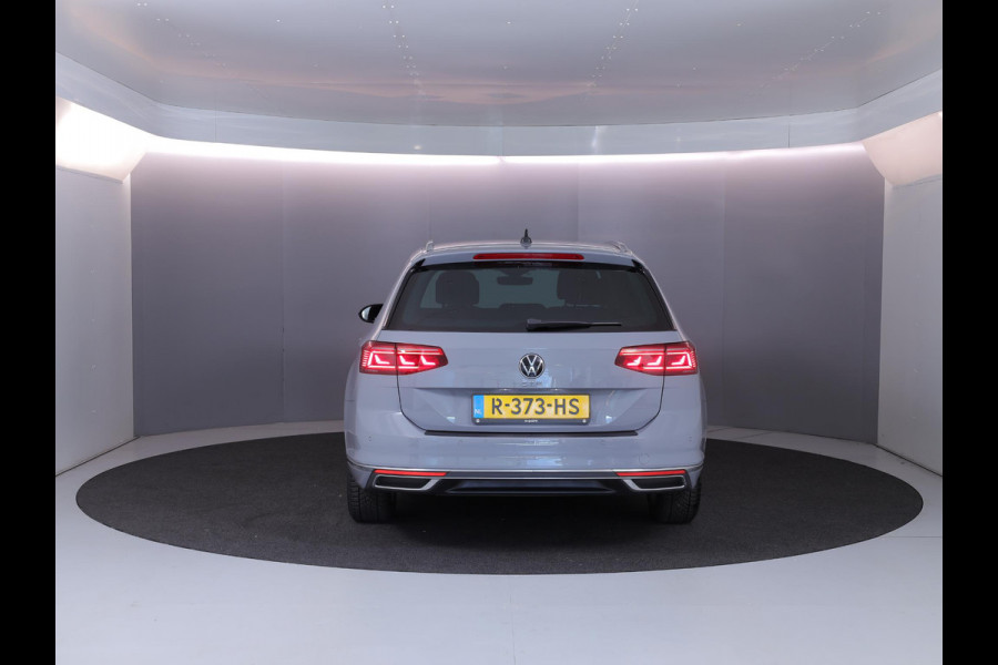 Volkswagen Passat Variant 1.4 TSI PHEV GTE Business 218PK | Camera| 17'LM-velgen |dodehoekspiegel| Alarm