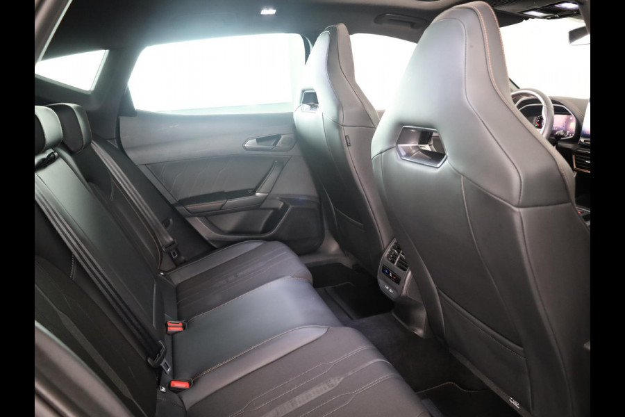 CUPRA Formentor 1.4 e-Hybrid Performance 245pk | Komt zaterdag 11 april binnen | Panoramadak | 19 inch Lichtmetalen velgen | Dode hoek detectie | Adaptieve cruise controle