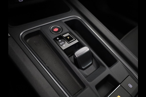 CUPRA Formentor 1.4 e-Hybrid Performance 245pk | Komt zaterdag 11 april binnen | Panoramadak | 19 inch Lichtmetalen velgen | Dode hoek detectie | Adaptieve cruise controle