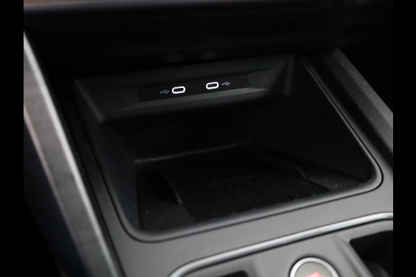 CUPRA Formentor 1.4 e-Hybrid Performance 245pk | Komt zaterdag 11 april binnen | Panoramadak | 19 inch Lichtmetalen velgen | Dode hoek detectie | Adaptieve cruise controle