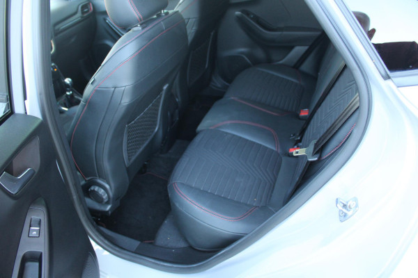 Ford Puma 1.0 EcoBoost Hybrid ST-Line X | Panoramadak | Adaptive cruise control | Camera | Winter Pack | BLIS | Electrische Achterklep | B&O Sound