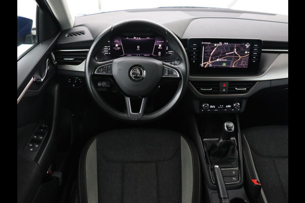 Škoda SCALA 1.0 TSI Business Edition | Panoramadak | Stoelverwarming | Adaptive cruise | Carplay | Full LED | Navigatie | Parkeerhulp | Climate control | DAB | Getint glas