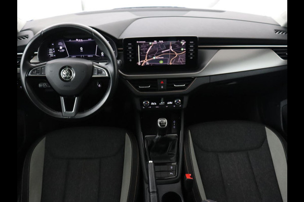 Škoda SCALA 1.0 TSI Business Edition | Panoramadak | Stoelverwarming | Adaptive cruise | Carplay | Full LED | Navigatie | Parkeerhulp | Climate control | DAB | Getint glas