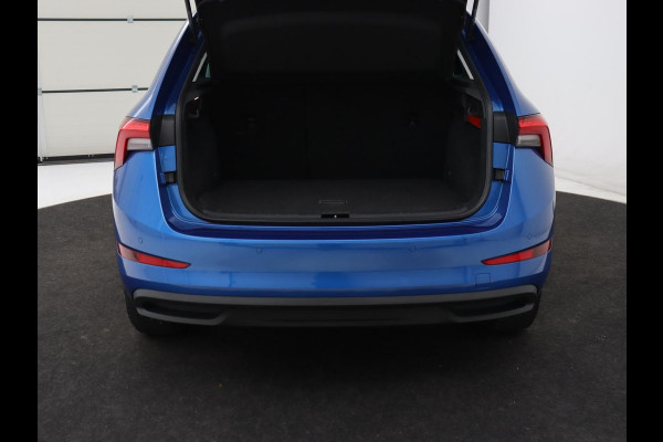 Škoda SCALA 1.0 TSI Business Edition | Panoramadak | Stoelverwarming | Adaptive cruise | Carplay | Full LED | Navigatie | Parkeerhulp | Climate control | DAB | Getint glas