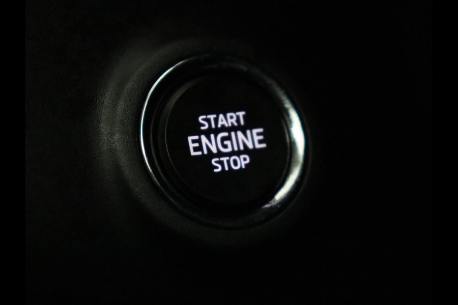 Škoda SCALA 1.0 TSI Business Edition | Panoramadak | Stoelverwarming | Adaptive cruise | Carplay | Full LED | Navigatie | Parkeerhulp | Climate control | DAB | Getint glas