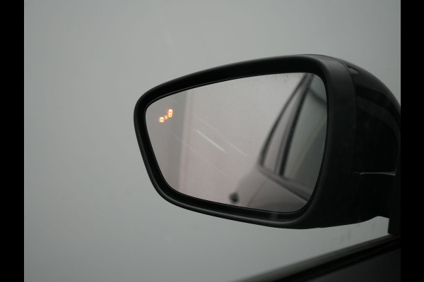 Ford Kuga 2.5 Titanium PHEV 225pk Dealer O.H. | Adaptive Cruise | 360 Camera | Voorstoelen Verwarmd | Keyless | Blis | Navigatie | DAB | Virtual | Plug In Hybrid |