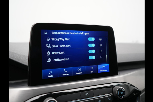 Ford Kuga 2.5 Titanium PHEV 225pk Dealer O.H. | Adaptive Cruise | 360 Camera | Voorstoelen Verwarmd | Keyless | Blis | Navigatie | DAB | Virtual | Plug In Hybrid |