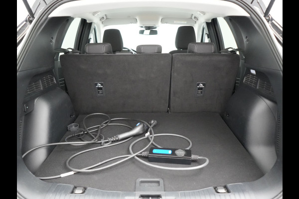 Ford Kuga 2.5 Titanium PHEV 225pk Dealer O.H. | Adaptive Cruise | 360 Camera | Voorstoelen Verwarmd | Keyless | Blis | Navigatie | DAB | Virtual | Plug In Hybrid |