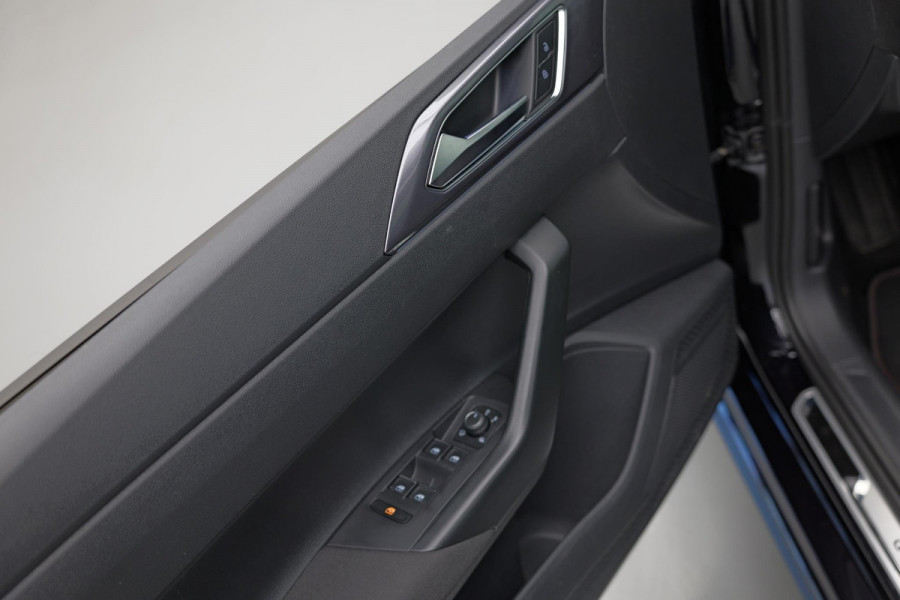 Volkswagen Polo 2.0 TSI GTI |Pano|Keyless|IQ.Light|Adaptive|Carplay|