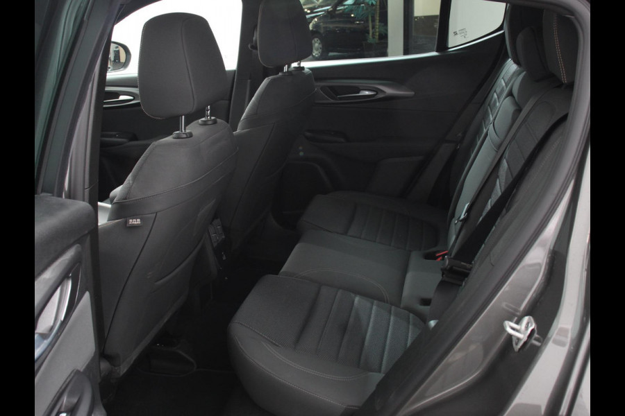 Alfa Romeo Tonale 1.3T PHEV Ti Automaat 280 PK Climate control Adaptieve cruise control Parkeersensoren achter Camera Sfeerverlichting Navigatie Apple Carplay/ Android Auto