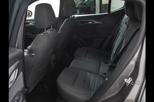 Alfa Romeo Tonale 1.3T PHEV Ti Automaat 280 PK Climate control Adaptieve cruise control Parkeersensoren achter Camera Sfeerverlichting Navigatie Apple Carplay/ Android Auto