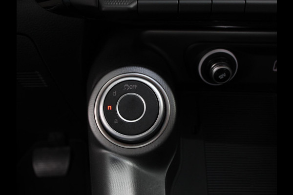 Alfa Romeo Tonale 1.3T PHEV Ti Automaat 280 PK Climate control Adaptieve cruise control Parkeersensoren achter Camera Sfeerverlichting Navigatie Apple Carplay/ Android Auto