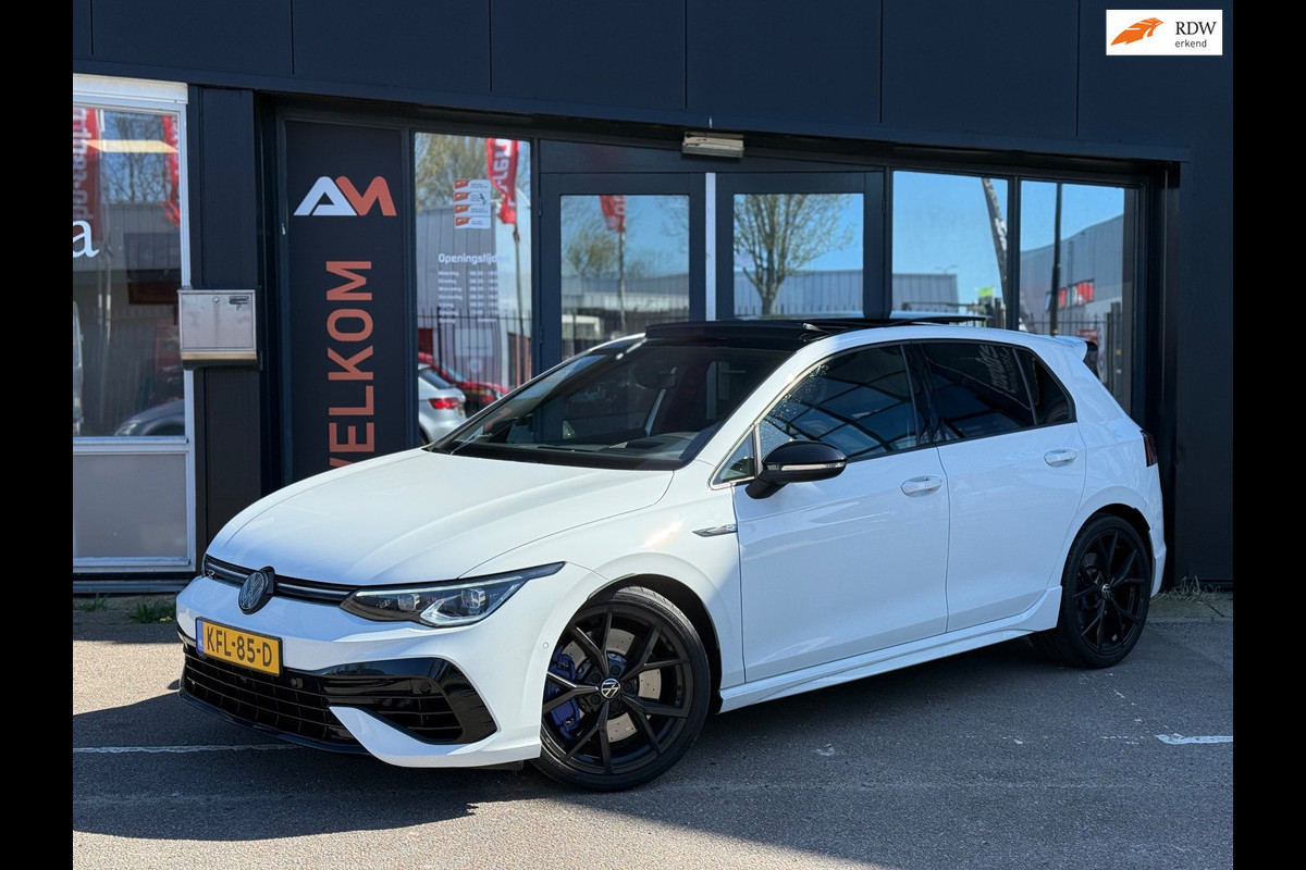 Volkswagen Golf 2.0 TSI R 4Motion | Pano | Akra | HUD | Memory