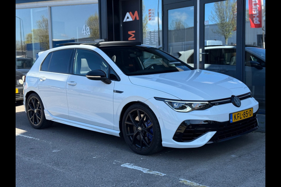 Volkswagen Golf 2.0 TSI R 4Motion | Pano | Akra | HUD | Memory