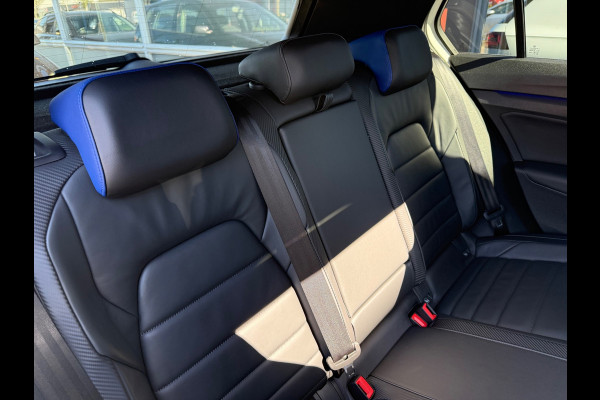 Volkswagen Golf 2.0 TSI R 4Motion | Pano | Akra | HUD | Memory