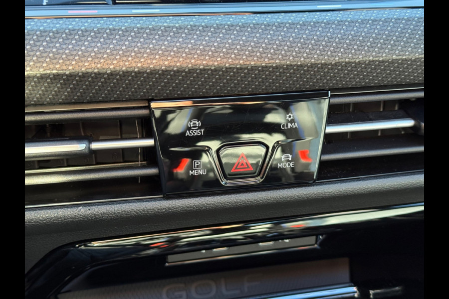 Volkswagen Golf 2.0 TSI R 4Motion | Pano | Akra | HUD | Memory