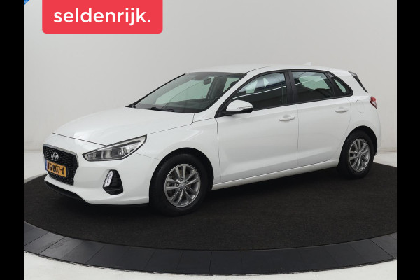 Hyundai i30 1.0 T-GDI Comfort | Carplay | Navigatie | Camera | Trekhaak | Climate control | Parkeerhulp | Cruise control | Bluetooth