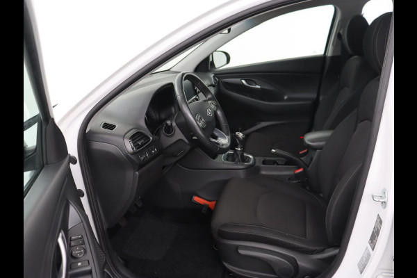 Hyundai i30 1.0 T-GDI Comfort | Carplay | Navigatie | Camera | Trekhaak | Climate control | Parkeerhulp | Cruise control | Bluetooth