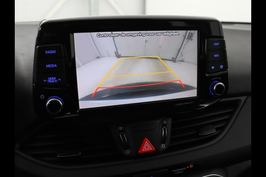 Hyundai i30 1.0 T-GDI Comfort | Carplay | Navigatie | Camera | Trekhaak | Climate control | Parkeerhulp | Cruise control | Bluetooth