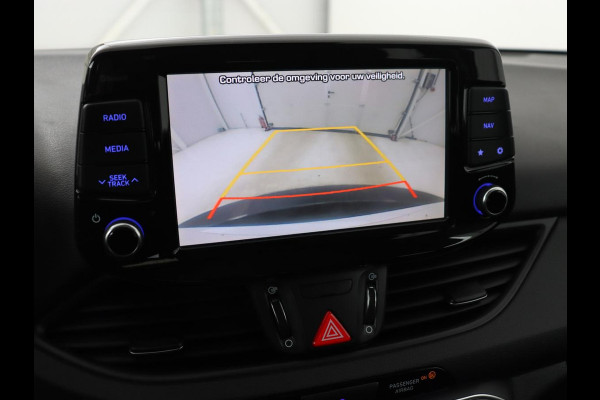 Hyundai i30 1.0 T-GDI Comfort | Carplay | Navigatie | Camera | Trekhaak | Climate control | Parkeerhulp | Cruise control | Bluetooth