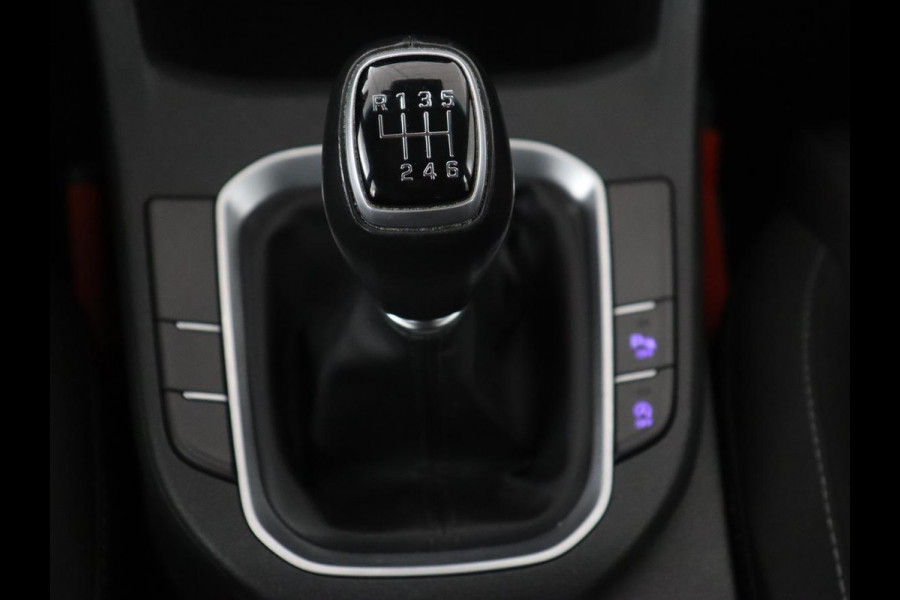 Hyundai i30 1.0 T-GDI Comfort | Carplay | Navigatie | Camera | Trekhaak | Climate control | Parkeerhulp | Cruise control | Bluetooth