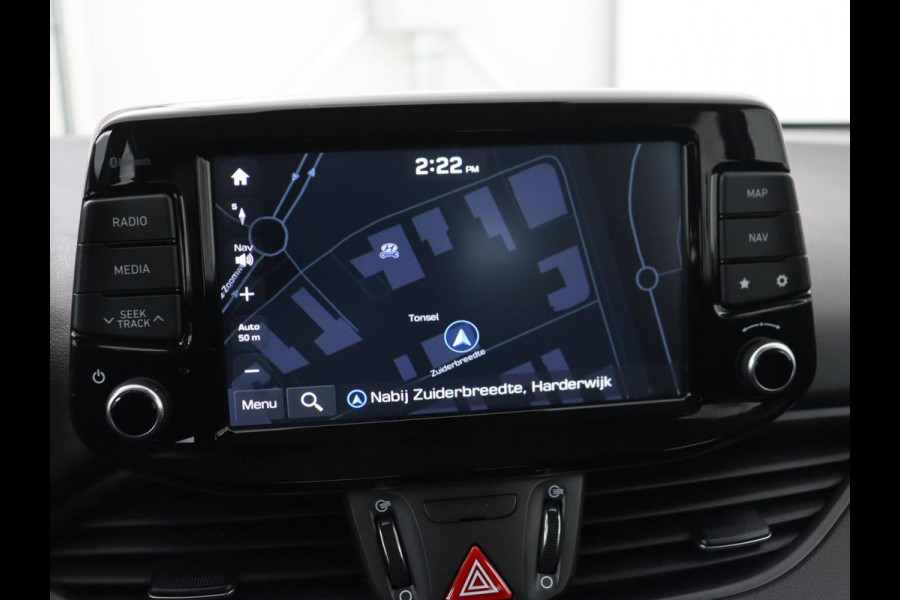 Hyundai i30 1.0 T-GDI Comfort | Carplay | Navigatie | Camera | Trekhaak | Climate control | Parkeerhulp | Cruise control | Bluetooth