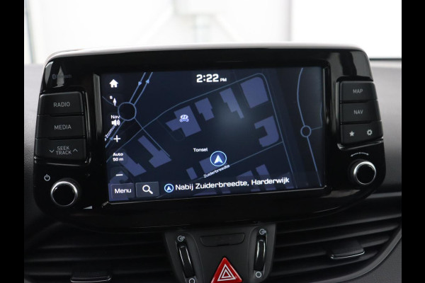 Hyundai i30 1.0 T-GDI Comfort | Carplay | Navigatie | Camera | Trekhaak | Climate control | Parkeerhulp | Cruise control | Bluetooth
