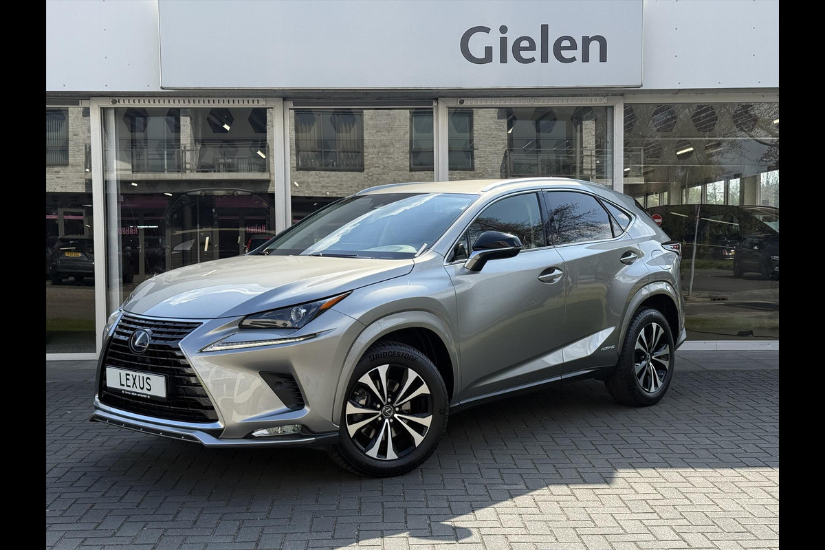 Lexus NX 300h Luxury Line | Dodehoekherkenning, Leer, Stoel + Stuurverwarming, 18 inch, Leer, Apple CarPlay/Android auto, Elektrische ach