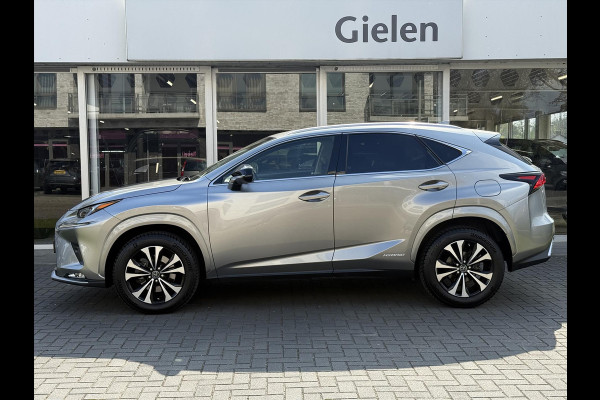 Lexus NX 300h Luxury Line | Dodehoekherkenning, Leer, Stoel + Stuurverwarming, 18 inch, Leer, Apple CarPlay/Android auto, Elektrische ach