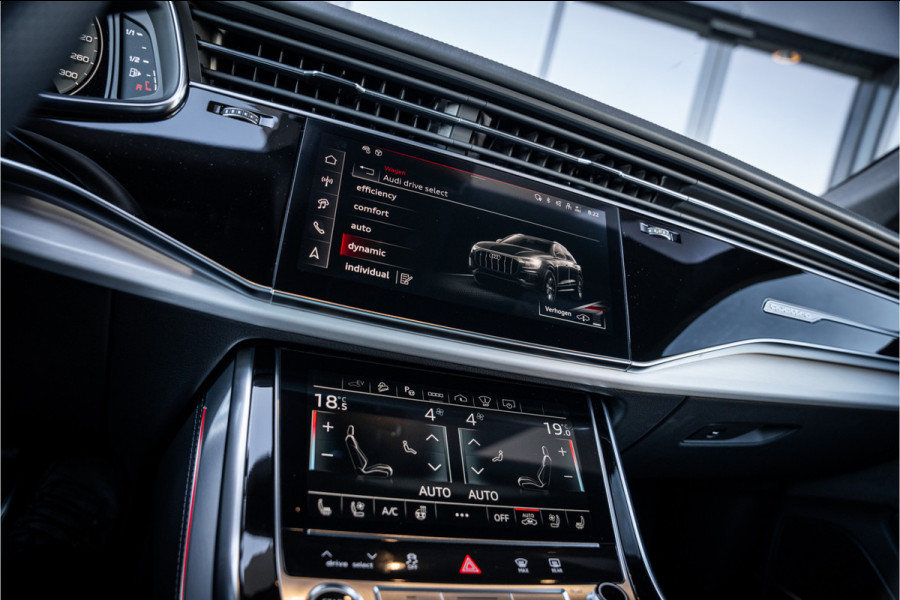 Audi Q8 60 TFSI e quattro Pro Line S Competition - Panorama | RS Seats | B&O | Elek. Trekhaak | 360 Camera | Memory