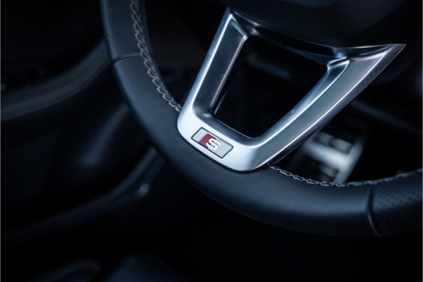 Audi Q8 60 TFSI e quattro Pro Line S Competition - Panorama | RS Seats | B&O | Elek. Trekhaak | 360 Camera | Memory