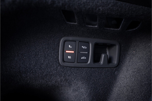 Audi Q8 60 TFSI e quattro Pro Line S Competition - Panorama | RS Seats | B&O | Elek. Trekhaak | 360 Camera | Memory