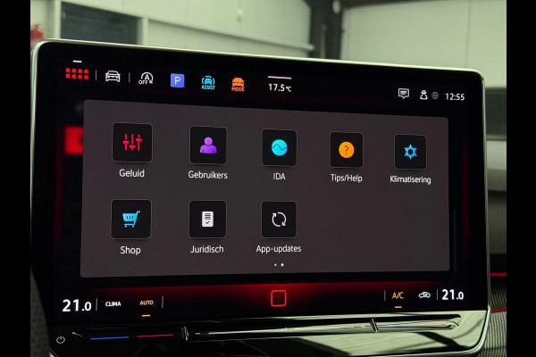 Volkswagen Golf 8.5 2.0 TDI 3x R-Line Panorama IQ CarPlay HK