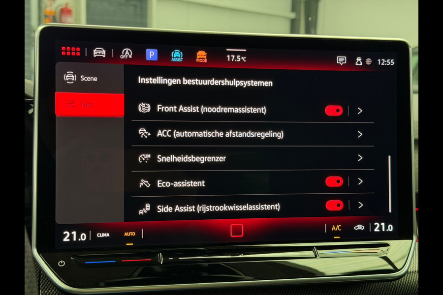 Volkswagen Golf 8.5 2.0 TDI 3x R-Line Panorama IQ CarPlay HK