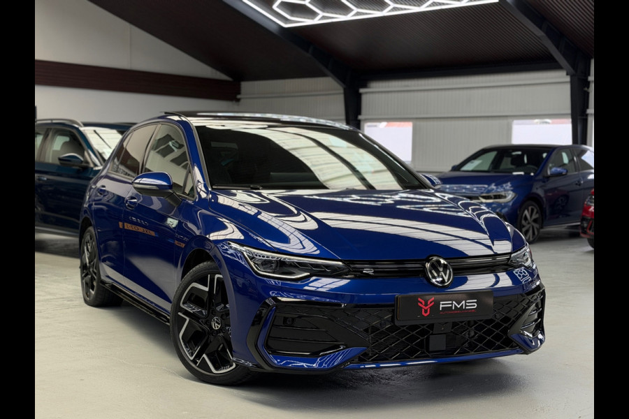 Volkswagen Golf 8.5 2.0 TDI 3x R-Line Panorama IQ CarPlay HK