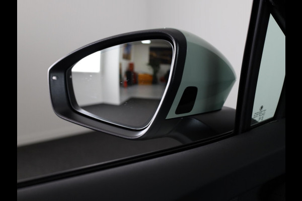 Škoda Elroq 50 Limited Edition 170pk | Trekhaak | Achteruitrijcamera