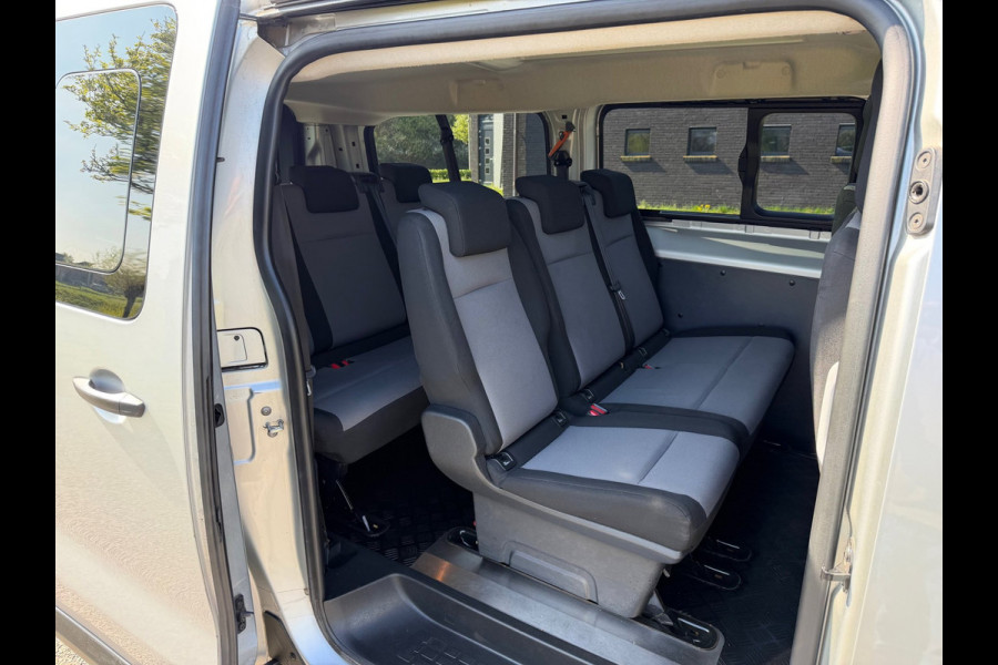 Toyota Proace Shuttle 1.6 D-4D Cool Comfort Long 9 persoons | pano | Airco | Cruise | Radio |