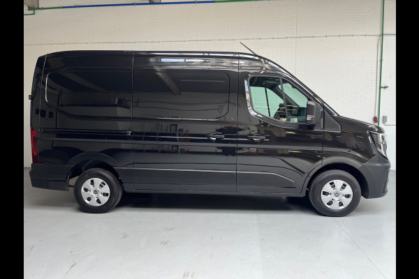Renault Master NIEUW (MODEL) DEMO T35 2.0 dCi 130 L2H2 Start 3Persoons Zwart Metallic BPM VRIJ, ORIGINEEL NEDERLANDSE BUS!