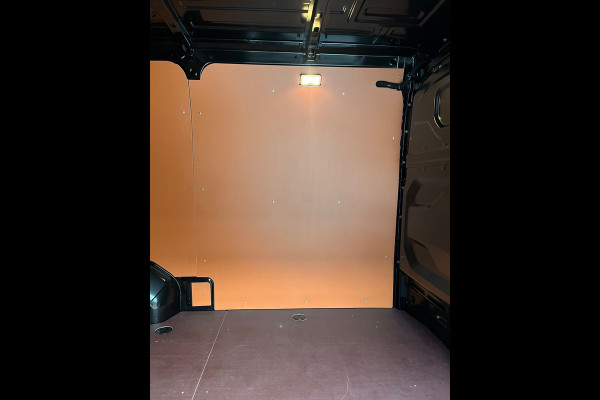 Renault Master NIEUW (MODEL) DEMO T35 2.0 dCi 130 L2H2 Start 3Persoons Zwart Metallic BPM VRIJ, ORIGINEEL NEDERLANDSE BUS!