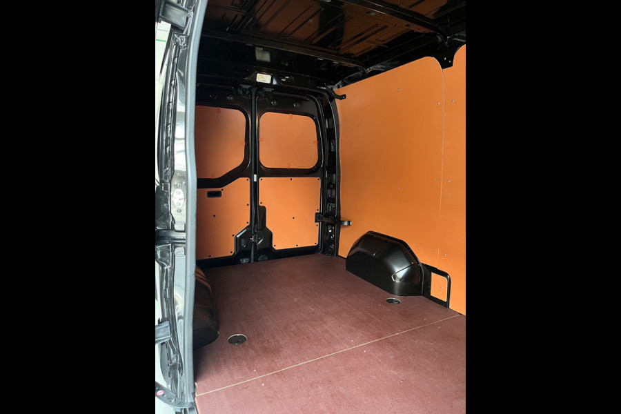Renault Master NIEUW (MODEL) DEMO T35 2.0 dCi 130 L2H2 Start 3Persoons Zwart Metallic BPM VRIJ, ORIGINEEL NEDERLANDSE BUS!