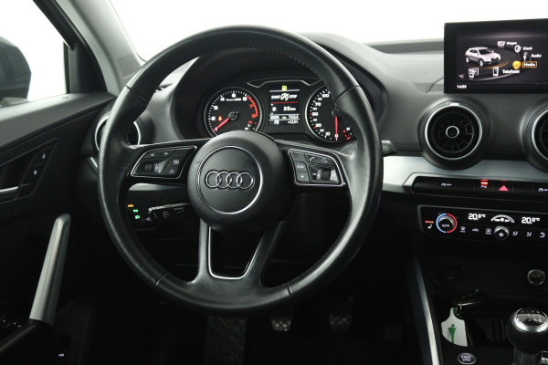 Audi Q2 30 TFSI S Edition (STOELVERWARMING, CRUISE CONTROL ADAPTIEF, NAVGATIE, PARKEERSENSOREN)