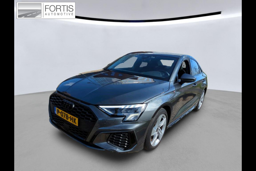 Audi A3 Limousine 30 TFSI S edition NL-AUTO | 1/2 LEDER | CARPLAY