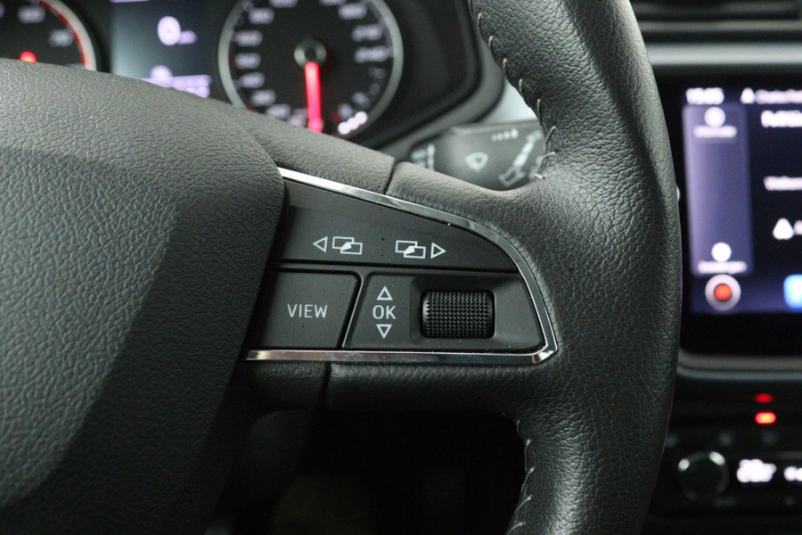 Seat Arona 1.0 TSI Style Business Intense (ACHTERUITRIJCAMERA, CRUISE ADAPTIEF, CARPLAY, PARKEERSENSOREN)